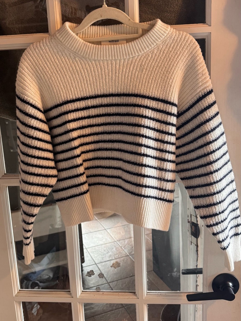 🖤 Wilfred Wool Blend Striped Cropped Sweater — Tagged M (Fits XS/S) - Picture 5 of 5
